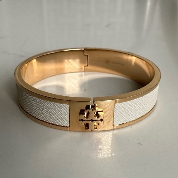 Tory Burch Jewelry - Tory Burch Gold & White Kira Bracelet